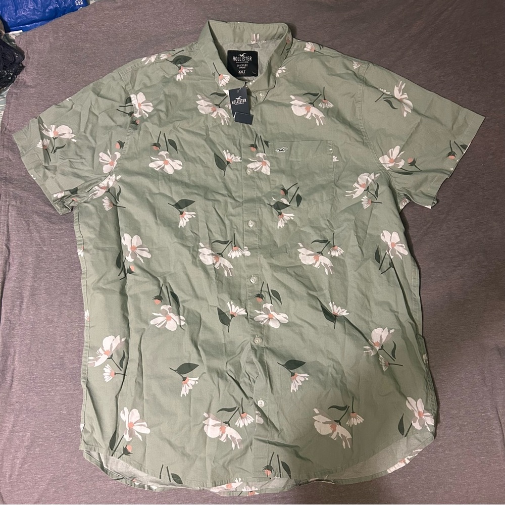 Hollister Green Floral Button Down Shirt